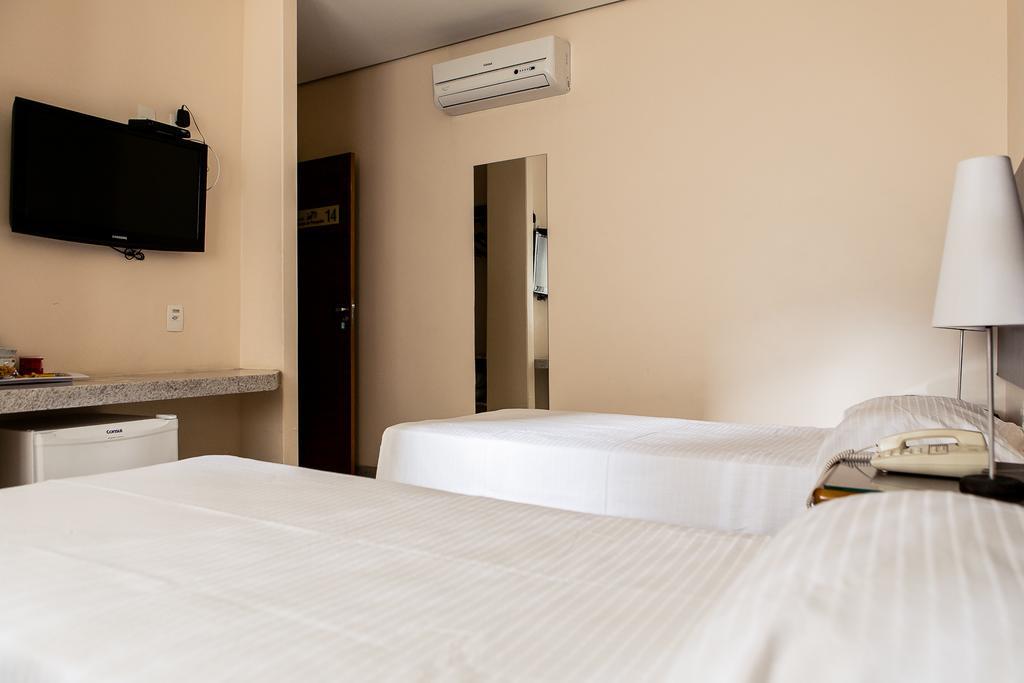 贝洛哈里桑塔 安静的潘普利亚宾馆酒店 客房 照片